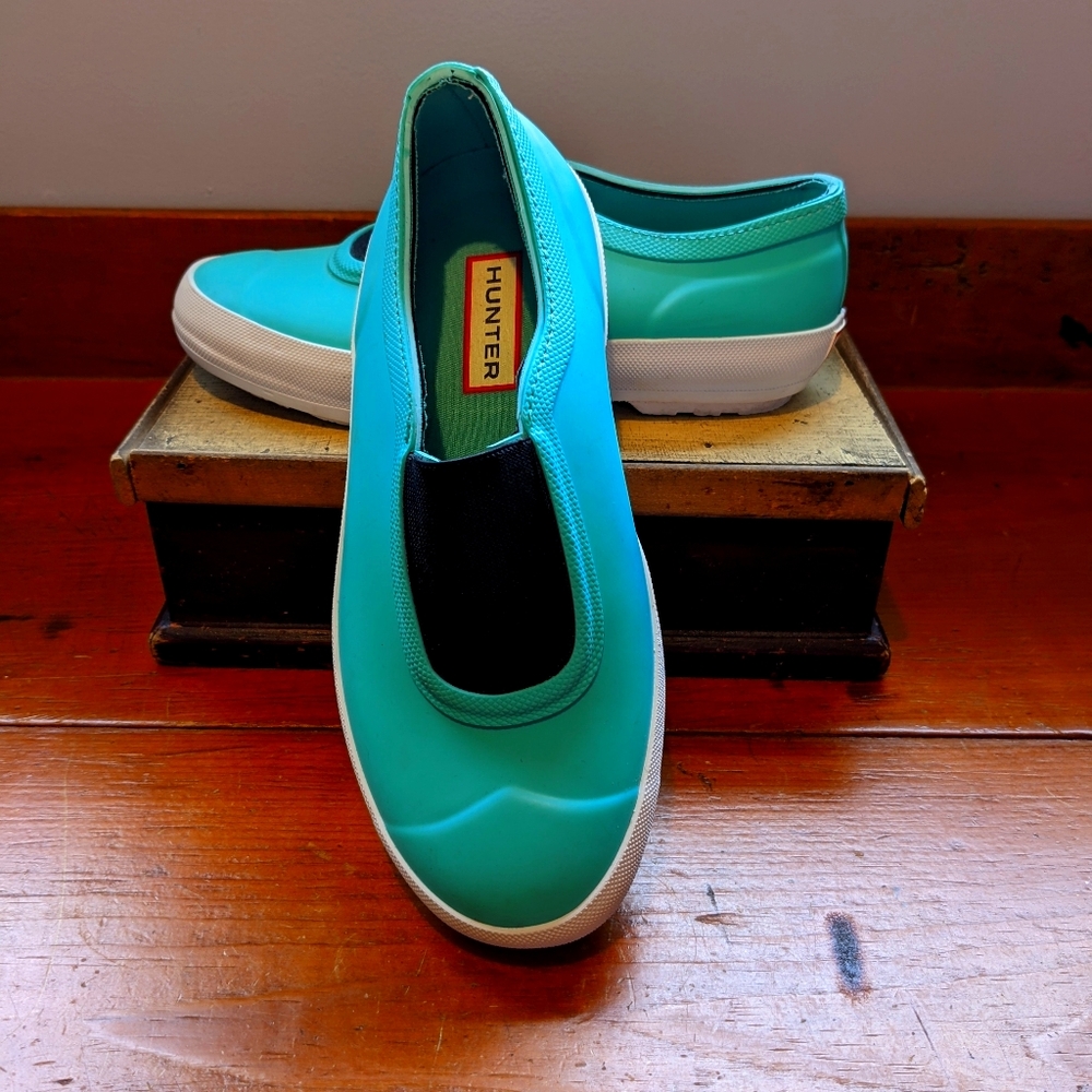 Hunter rain shoes. Size 5. EUC.